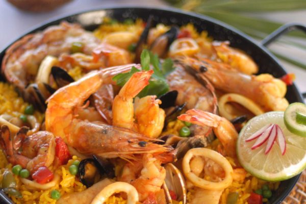 image of seafood paella